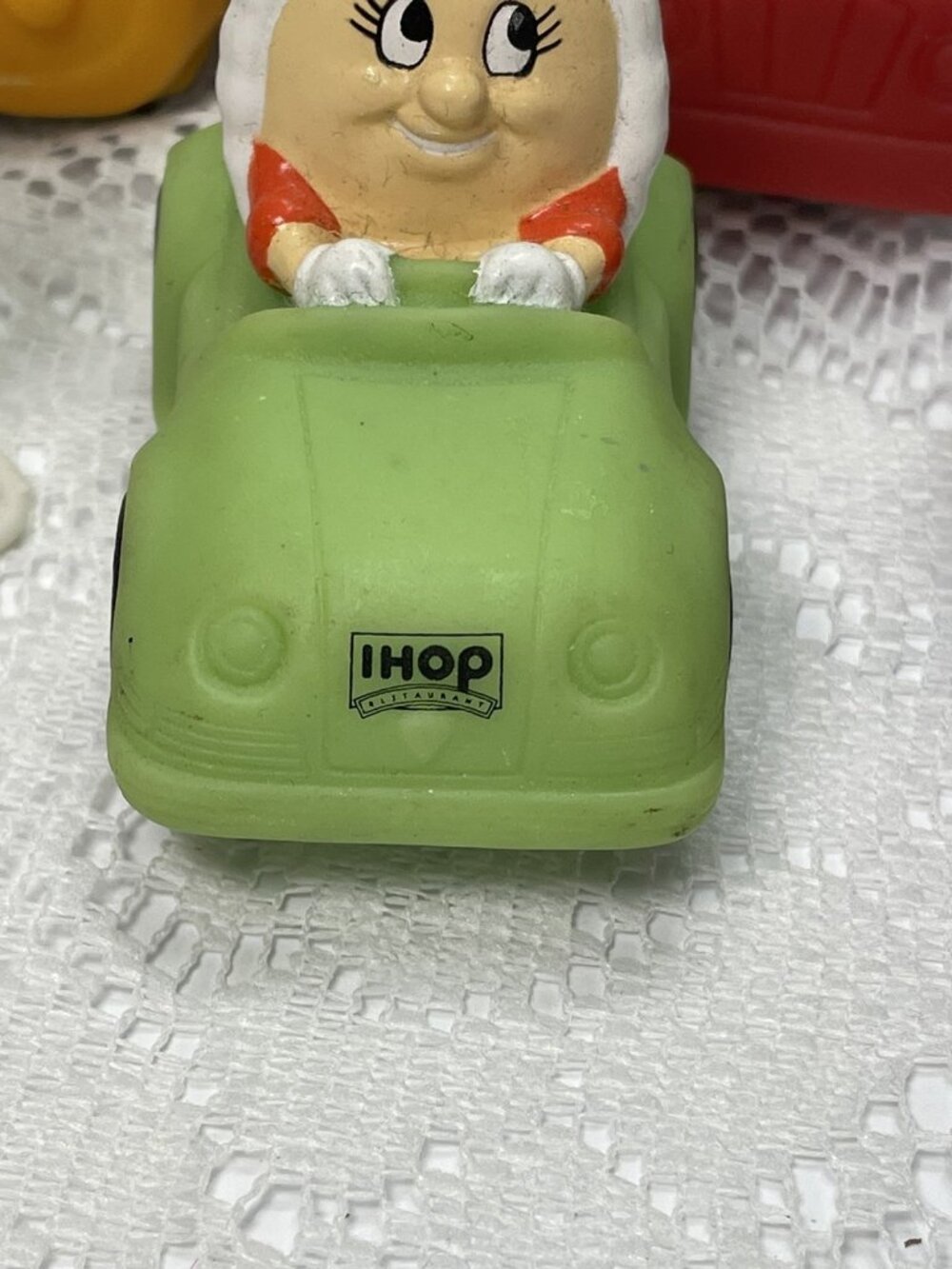 Vintage Lot Of 8 IHOP Restaurant PVC Toy Figures Driving Cars from 1996 - Picture 12 of 16
